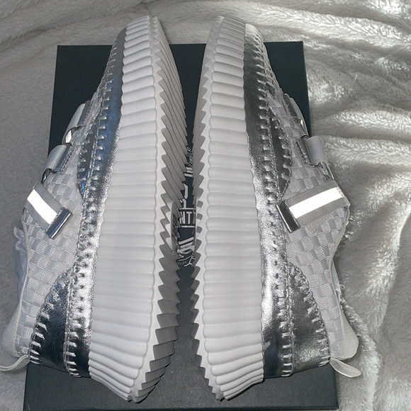 NWT Anthropologie SILENT D CIARA White Combo Sneaker - Picture 13 of 16